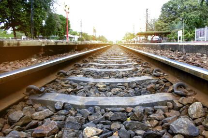 Railway_tracks.jpg